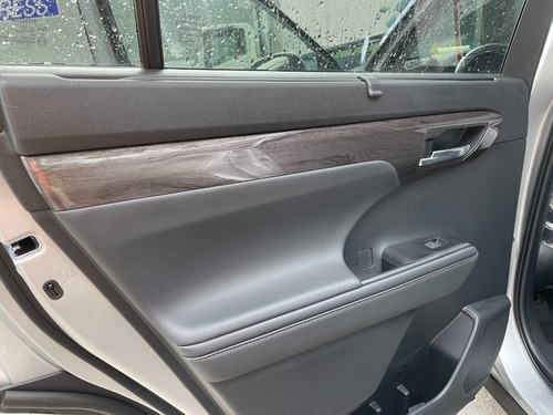 Imagen 17 de 21 de Toyota Highlander Hibrida Limited