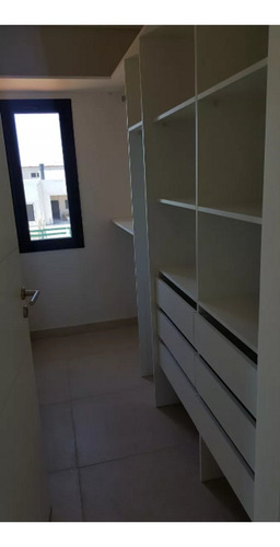 Excelente Casa A Estrenar En Puertos Del Lago Barrio Vistas