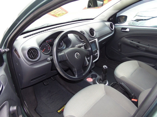 Volkswagen Voyage Trend 1.6 (flex) 2010