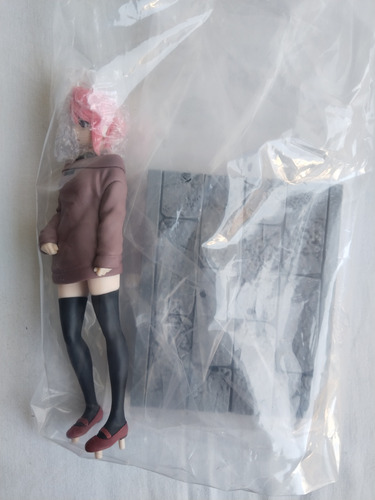 Figuras Dandadan Momo Ayase, Aira Shiratori & Okarun