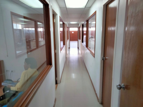 Imagen 8 de 12 de #1613 Local 800m2 California Norte.