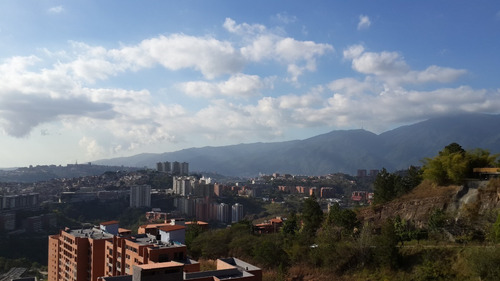 Imagen 3 de 29 de Colinas De La Tahona 04143057302 Instagram:@inmuebleslosnaranjos 04142695974