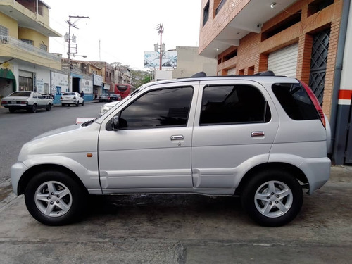 Imagen 2 de 9 de Toyota Terios