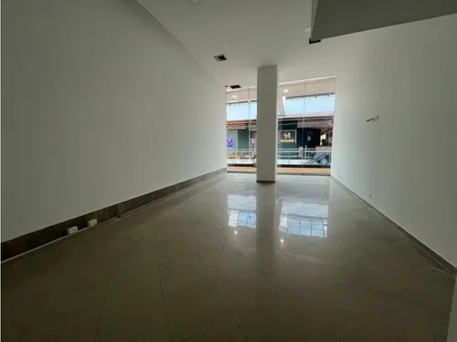 Local Comercial Medellin En Centro Comercial