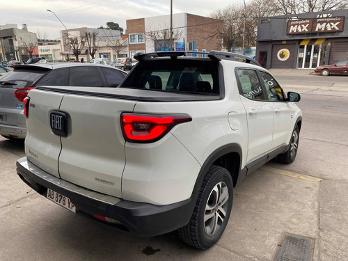 Imagen 4 de 8 de Fiat Toro 2018 2.0 Freedom 4x4