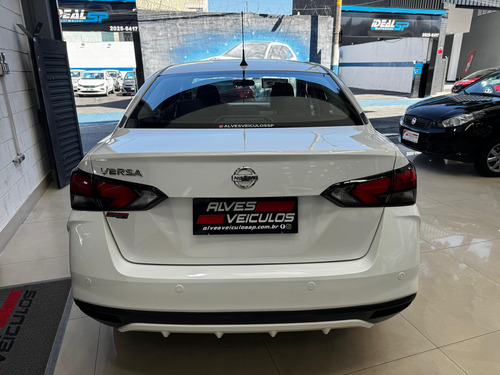 Nissan Versa ADVANCE 1.6 16V FLEX AUT.
