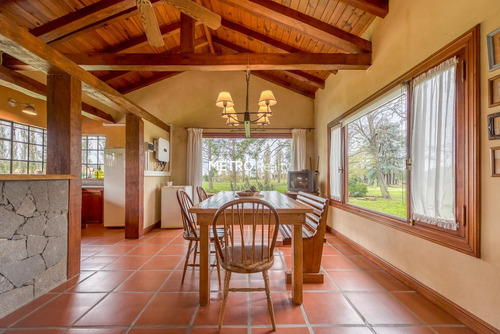 Casa En Venta Sobre Lote De 1 Hectarea En Loma Escondida, Open Door