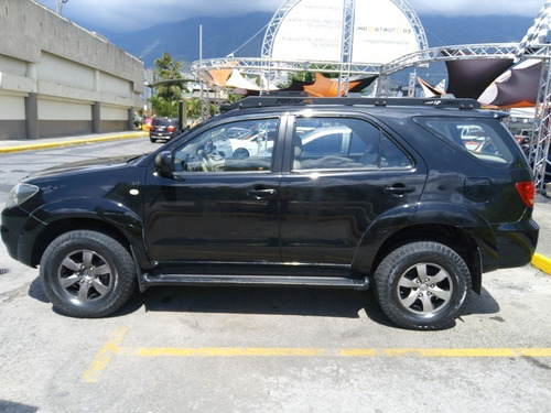Imagen 5 de 13 de Toyota Fortuner