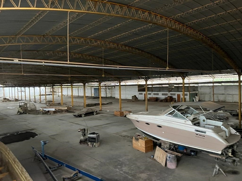 Imagen 4 de 14 de Galpon En Venta, Los Mesones, Barcelona