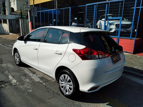 Toyota Yaris 1.3 Xl Live 16v 5p 6 marchas