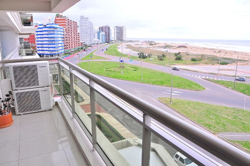 Venta De Apartamento 3 Dormitorios En Playa Brava (ref: Zen-900)