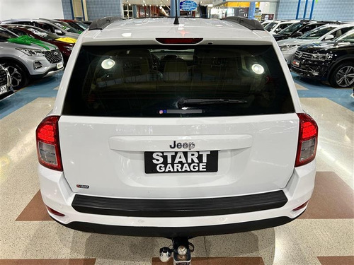 Jeep Compass 2.0 SPORT 4X2 16V GASOLINA 4P AUTOMÁTICO
