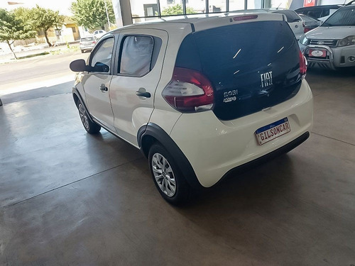 Imagem 12 de 14 de Fiat Mobi 1.0 8v Evo Like.