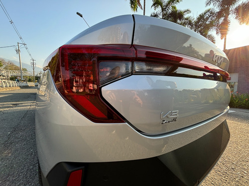 Kia K3 ZENITH