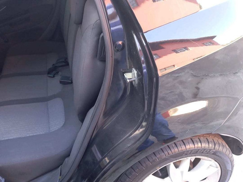 Imagem 9 de 12 de Fiat Punto Essence 1.6 16v Flex