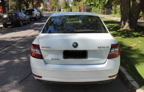 Skoda Octavia Style 1.4 Tsi 150 Cv Dsg7, Año 2019, 23.000 Km