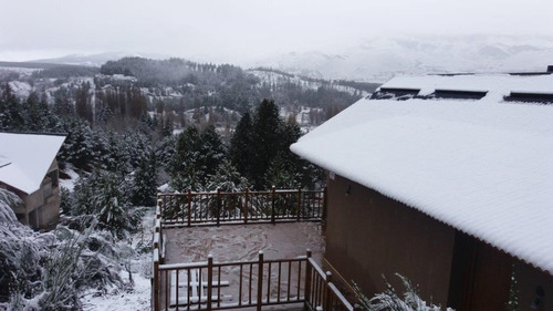 Casa Chalet  En Venta Ubicado En Ruca Hué, San Martin De Los Andes, Patagonia