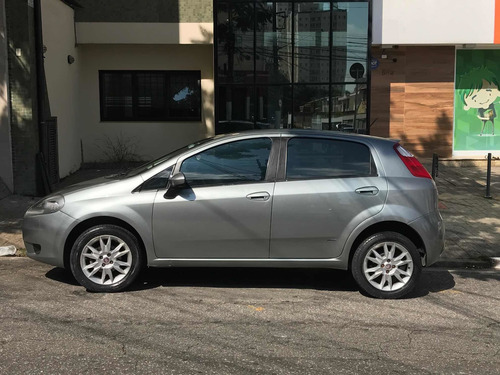 Fiat Punto 2012 1.4 Attractive Flex 5p