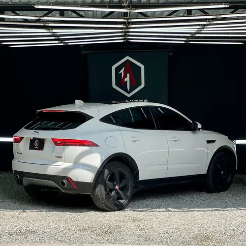 Jaguar E-Pace 2.0 E-pace