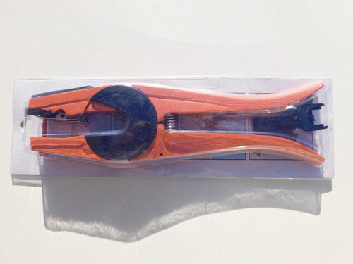 Pinza Para Caravanas + 50 Caravanas Durflex Chicas Numeradas