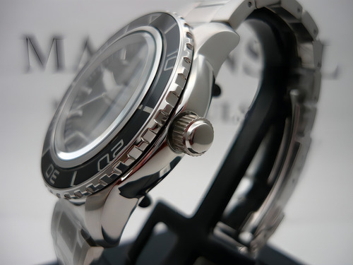 Seiko 5 Fifty Five Fathoms Automatico Snzh55 Fotos Reales Color de la malla Acero cepillado Color del bisel Negro Color del fondo Negro