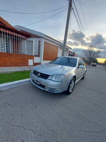 Volkswagen Golf 1.6 Advance