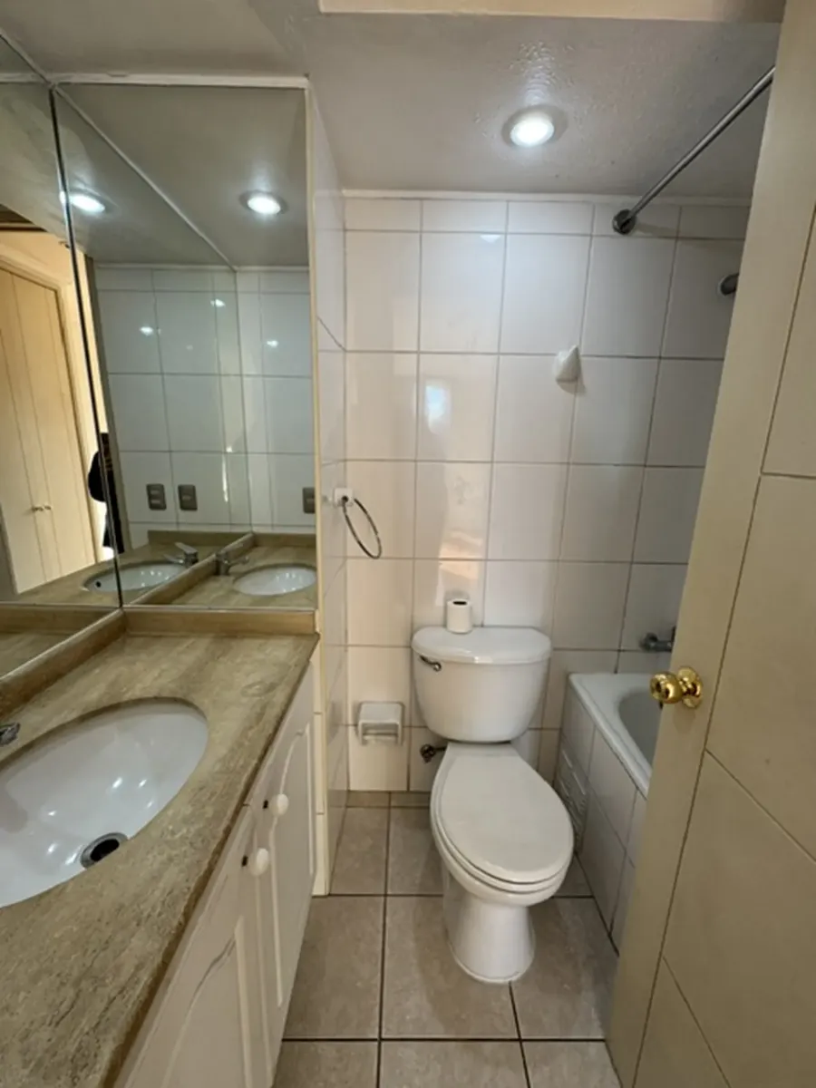 Imagen 3 de 16 de Oferta !!! 2 Dormitorios, 2 Baños, Estacionamiento Y Bodega