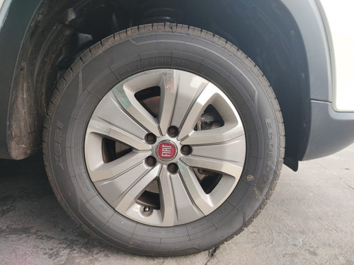 Imagem 12 de 12 de Fiat Toro Freedom 1.8 16v Flex Aut. 2016/2017