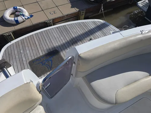Crucero Zorion 31 Pies Motor Mercrusier 350hp Aire Acc.