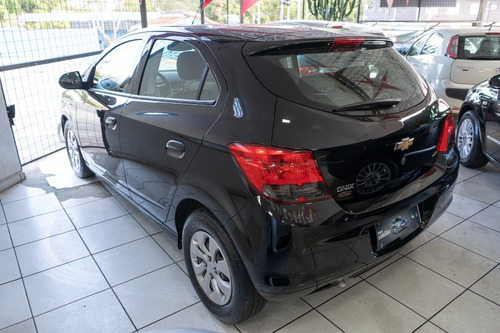 Imagem 4 de 7 de Chevrolet Onix Joy 1.0 2019