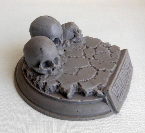 Coleccionable, Base De Resina Para Vampirella Sin Pintar 1/6 (Usado)