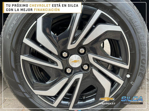 Imagen 16 de 19 de Chevrolet Onix Plus Lt2 2024 Gris Oscuro 0km