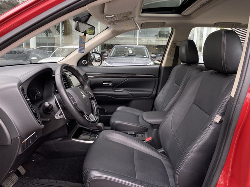 Mitsubishi Outlander At 2019 3000cc