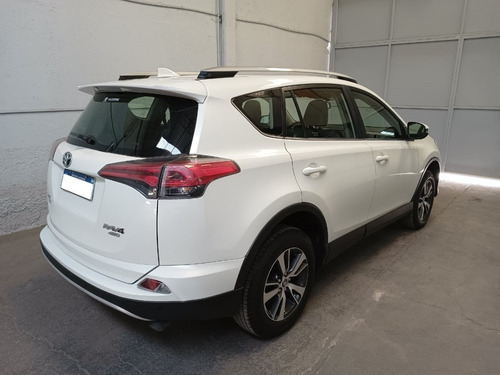 Imagen 4 de 8 de Toyota Rav4