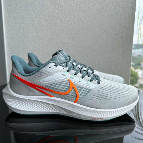 Tenis Nike Pegasus Talla: 39 100% Originales.