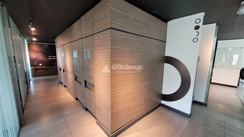 Venta Espectacular Oficina 442 M2. El Golf