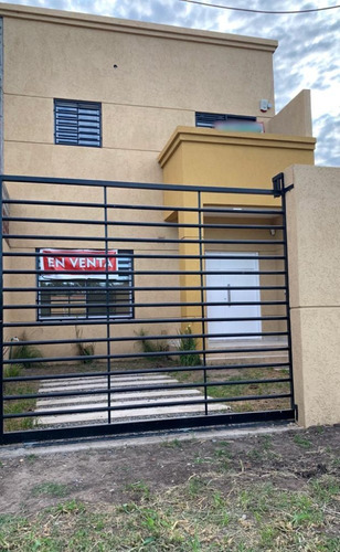 Venta Dos Duplex - Ezeiza - Barrio Autonomos - A Estrenar