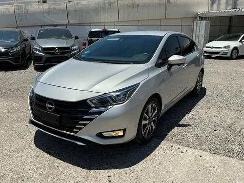 Nissan Versa 1.6 Advance Mt