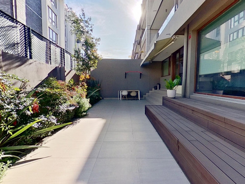 Moderno Departamento Con Patio Privado