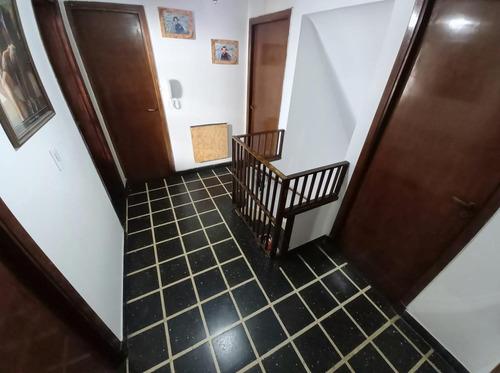 Imagen 5 de 20 de Ph En Villa Martelli Con Balcon Al Frente Y Terraza Propia