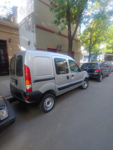 Imagen 24 de 24 de Renault Kangoo 2016 1.6 Furgon Ph3 Confort 5as Lc