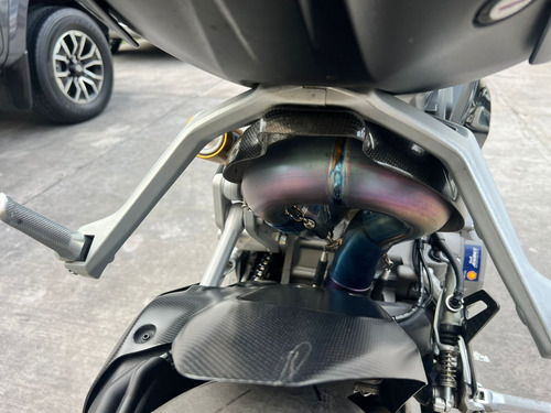 Ducati Panigale V2 Thrilling Black 2024