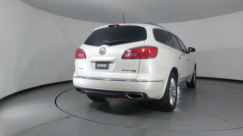 Buick Enclave 3.6 CXL D AT 4WD