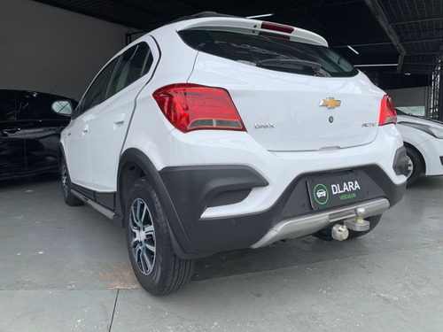 Chevrolet Onix 1.4 Activ Aut. 5p