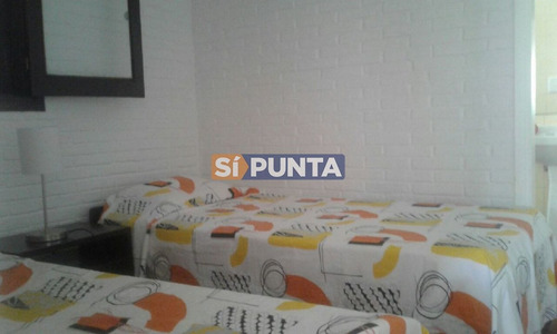 Imagen 9 de 11 de Casa En Alquiler - Mansa