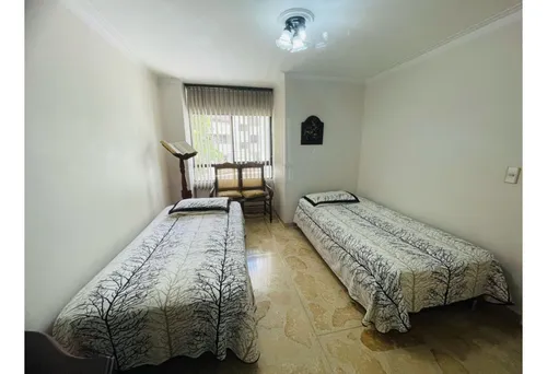 Apartamento En Venta En Laureles