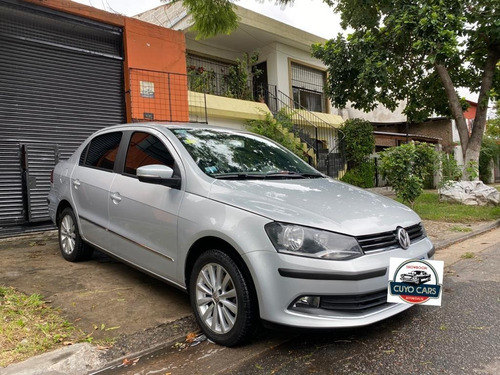 Volkswagen Voyage 1.6 Highline 101cv