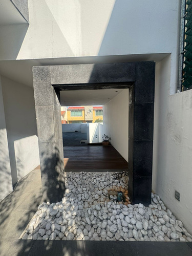 Casa En Venta, Lomas Verdes, 4 Recámaras.