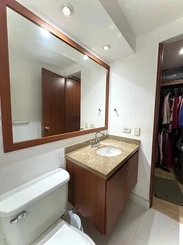 Apartamento En Venta En Gran Granada. Cod V1104017