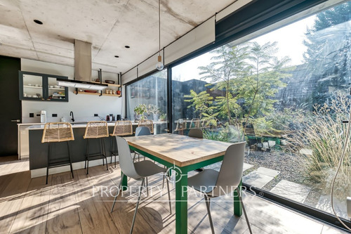 Moderna Casa En Condominio No Perimetral Con Excel...